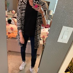 Urban Outfitters Print Cardinal/Shall